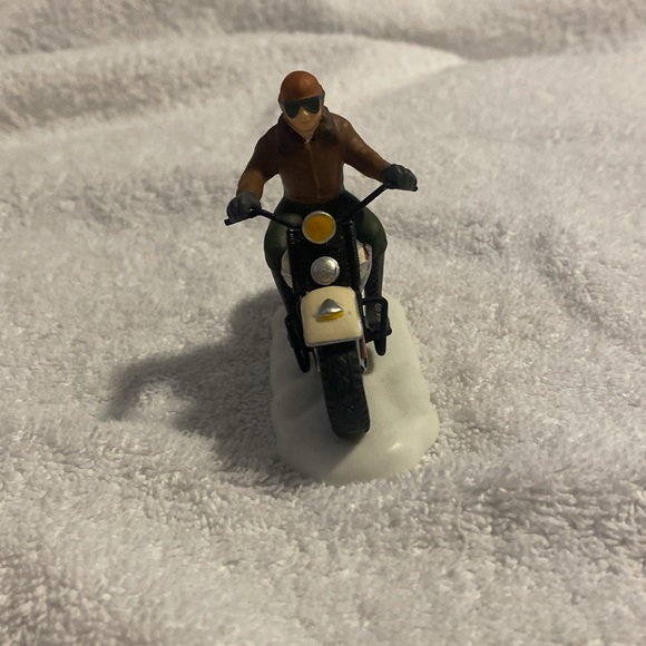 Harley-Davidson collectible Department 56 Ready For The Road - Picture 7 of 8